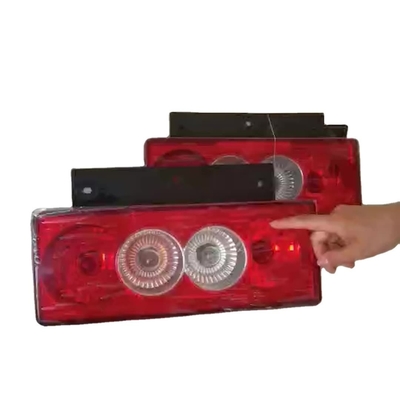 Lumière arrière de camion pour camions chinois Toutes les pièces détachées de fabrication de plastique pour camions