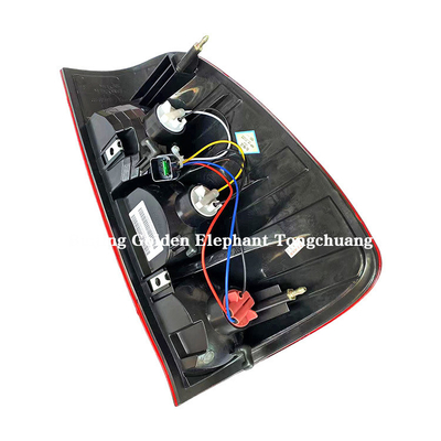 Numéro OE 4133300-P00 Grande muraille Wingle 5 Version européenne Lumière de queue pour 124 Spider 348