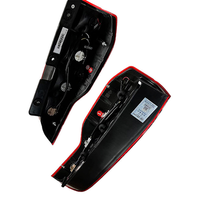 Mettez à niveau votre Foton Gratour Minibus V3 avec l'assemblage de combinaison arrière 12V C3372010010A0
