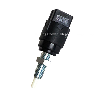 0.04kg Sensor de commutateur d'embrayage pour camions chinois Pour Foton Tunland G7 P1373040007A0