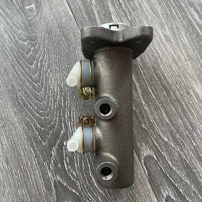 Foton Aumark Modèle de voiture 1104935500069 Assemblage du cylindre principal du frein avant Fabriqué