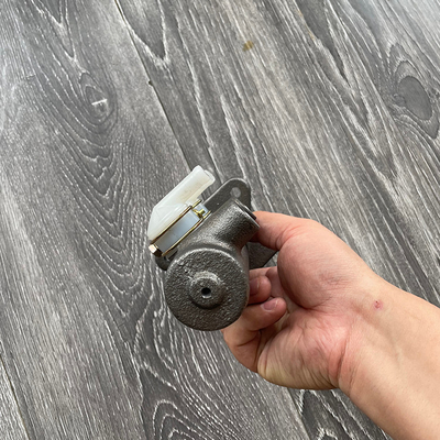 Pompes pour le cylindre principal du frein avant pour Foton Aumark 1104935500069